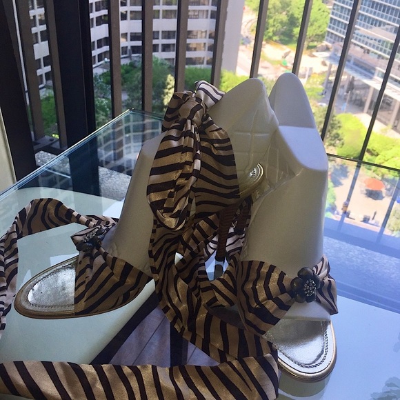 Animal Print Shoes open heel with ties - Picture 2 of 7